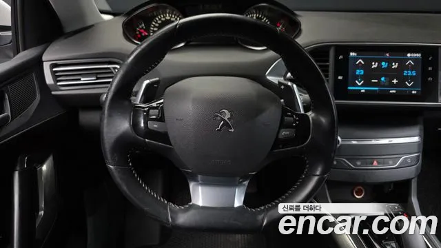 Peugeot 308 2019 thumb 11