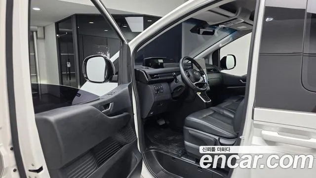 Hyundai Staria 2022 thumb 7