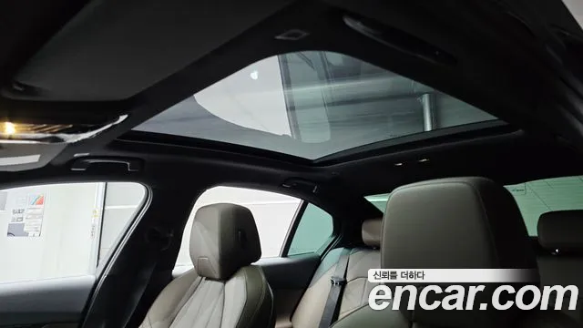 BMW 5 серии 2025 thumb 3