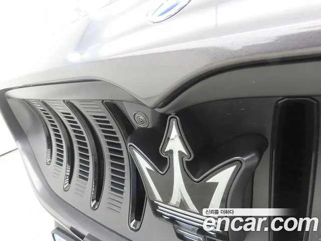 Maserati Grecale 2025 thumb 5