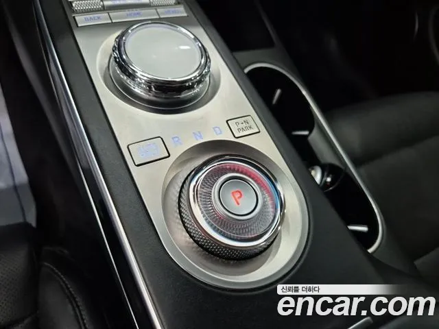 Genesis GV70 2021 thumb 11