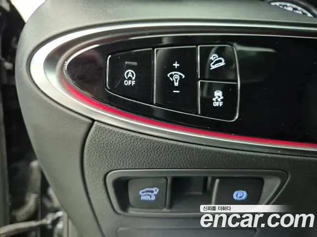 Genesis GV70 2021 thumb 6