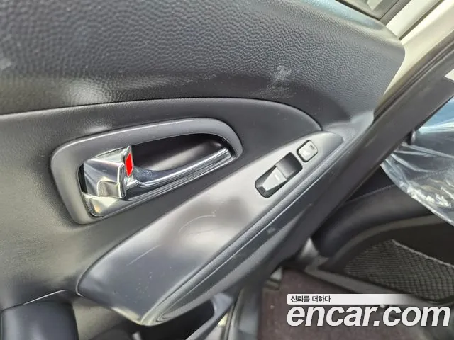 Hyundai ix 2011 thumb 4
