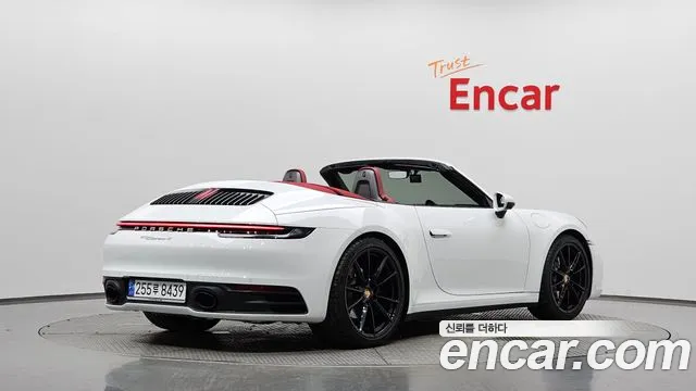 Porsche 911 2024 thumb 7