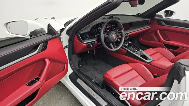 Porsche 911 2024 thumb 8