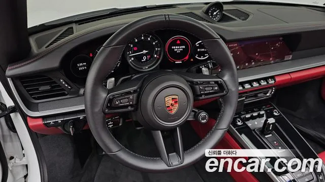 Porsche 911 2024 thumb 10