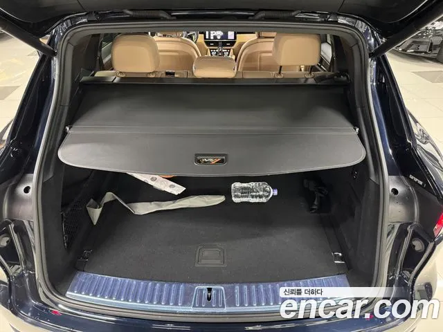 Porsche Cayenne 2021 thumb 3