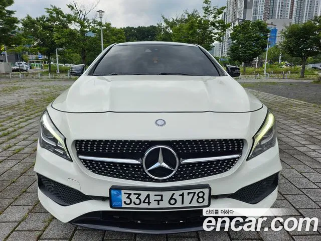 Mercedes-Benz A-Класс 2017 thumb 2