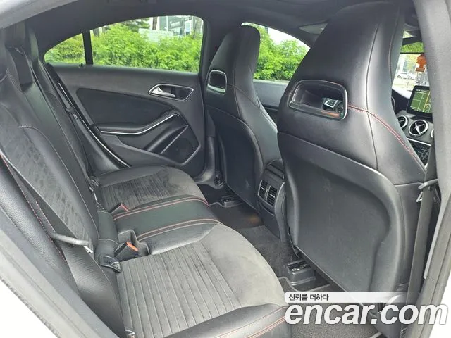 Mercedes-Benz A-Класс 2017 thumb 6