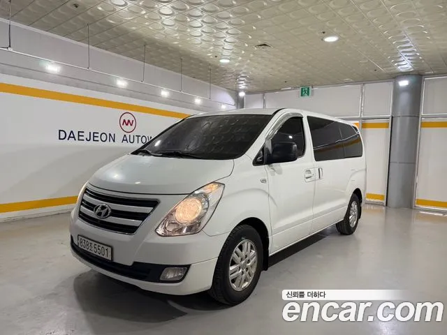 Hyundai Staria 2017 thumb 6