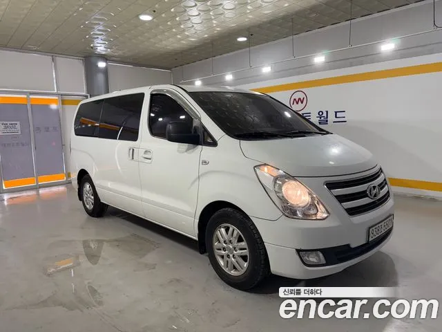 Hyundai Staria 2017 thumb 12