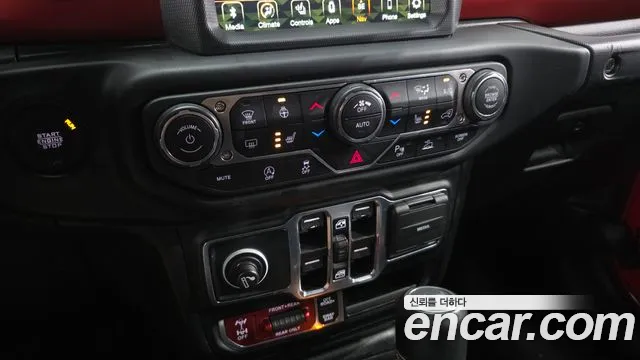 Jeep Wrangler 2022 thumb 12