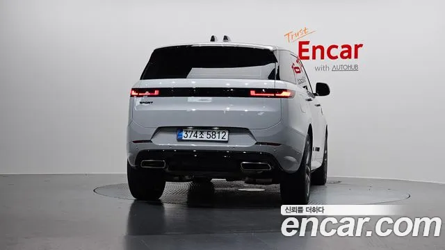 Land Rover Range Rover Sport 2025 thumb 7
