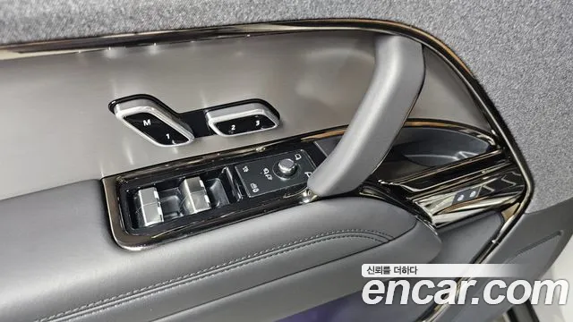 Land Rover Range Rover Sport 2025 thumb 6
