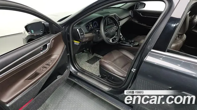 Hyundai Grandeur 2017 thumb 7