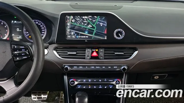 Hyundai Grandeur 2017 thumb 9