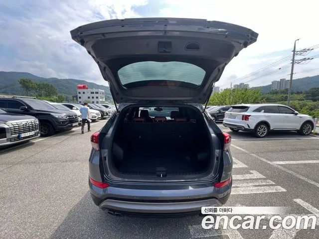 Hyundai Tucson 2017 thumb 10