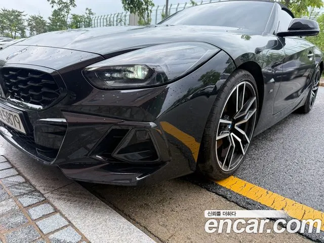 BMW Z4 2025 thumb 11