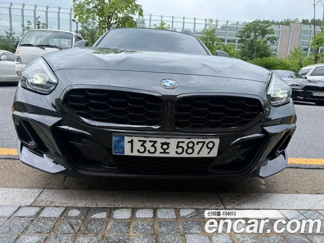 BMW Z4 2025 thumb 2