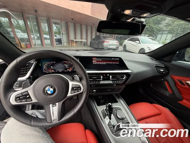 BMW Z4 2025 thumb 7