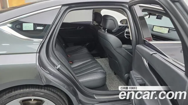 Genesis G80 2020 thumb 6