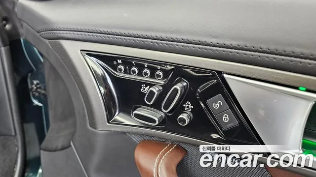 Jaguar F-Type 2015 thumb 8