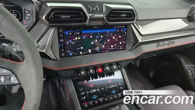 Lamborghini Urus 2025 thumb 8