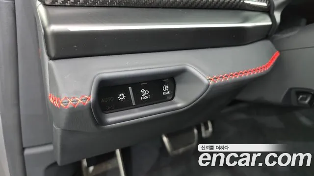 Lamborghini Urus 2025 thumb 5