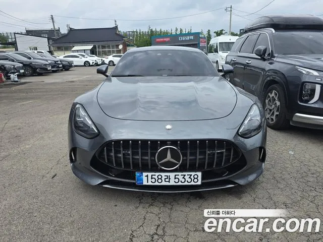 Mercedes-Benz AMG GT 2025 thumb 3