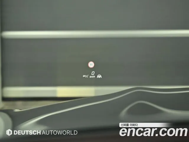 Mercedes-Benz AMG GT 2025 thumb 12
