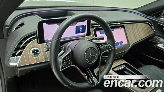Mercedes-Benz E-Class 2025 thumb 8