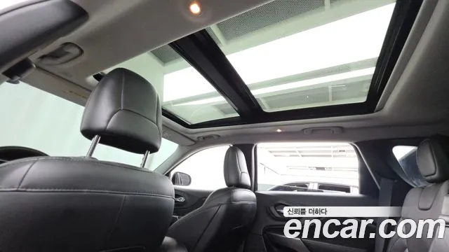 Jeep Cherokee 2019 thumb 11