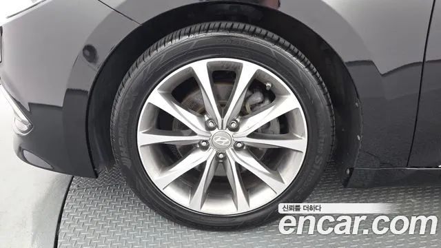 Hyundai Grandeur 2014 thumb 3