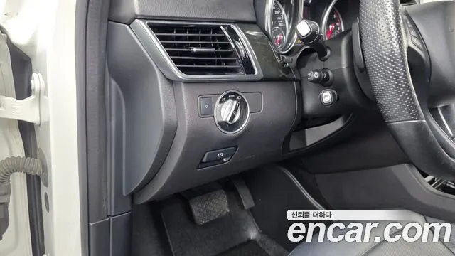 Mercedes-Benz GLE-Класс 2016 thumb 5