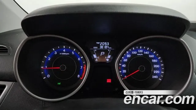 Hyundai Avante 2011 thumb 2