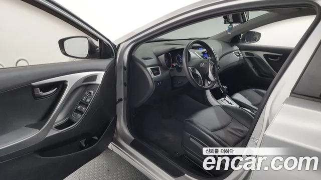 Hyundai Avante 2011 thumb 12