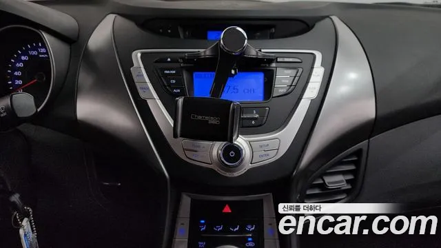 Hyundai Avante 2011 thumb 7