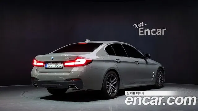 BMW 5 серии 2022 thumb 5