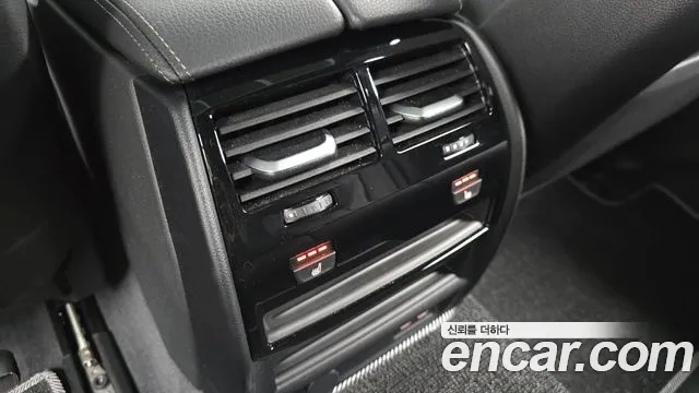 BMW 5 серии 2022 thumb 10