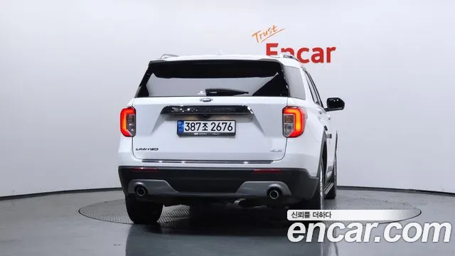 Ford Explorer 2020 thumb 12