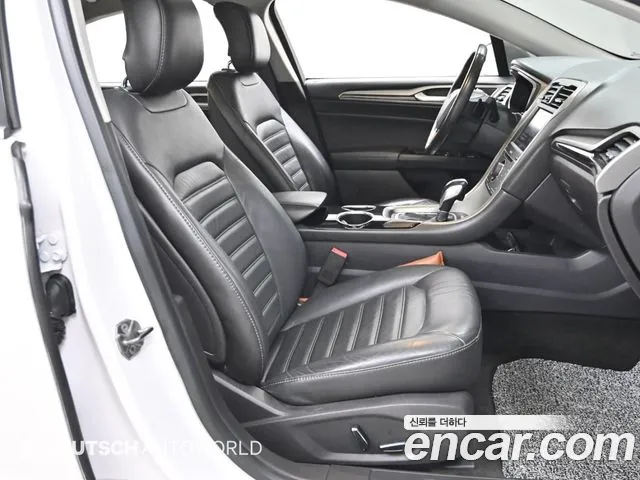 Ford Fusion 2013 thumb 8