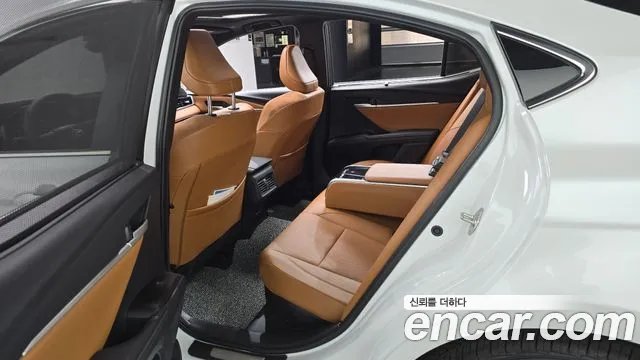 Toyota Camry 2025 thumb 12