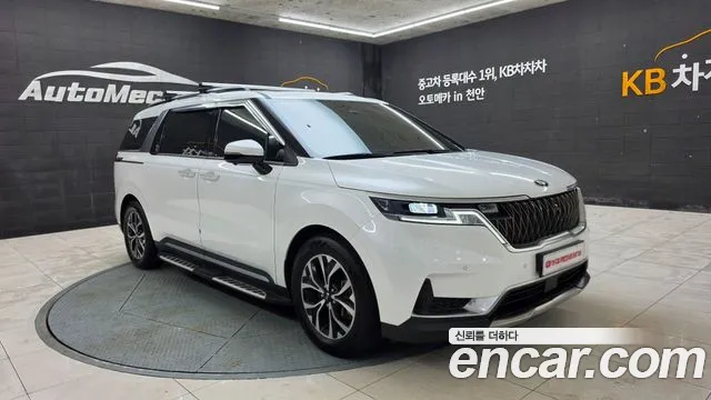 Kia Carnival 2021 thumb 8