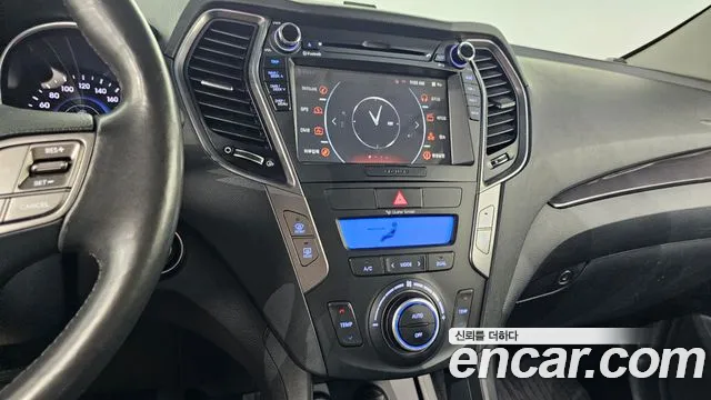 Hyundai Santa Fe 2015 thumb 4