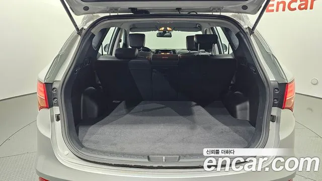Hyundai Santa Fe 2015 thumb 8