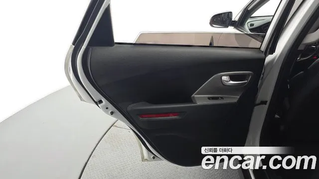 Kia Niro 2022 thumb 3
