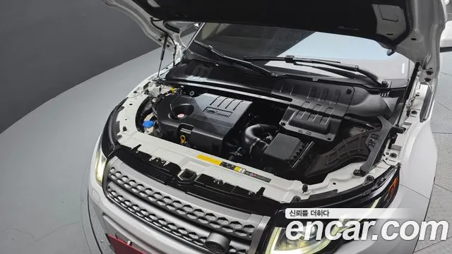 Land Rover Range Rover Evoque 2018 thumb 8