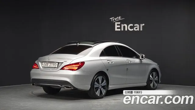 Mercedes-Benz CLA 2017 thumb 10