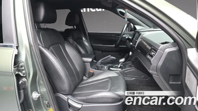 KG_Mobility_Ssangyong Rexton 2022 thumb 12