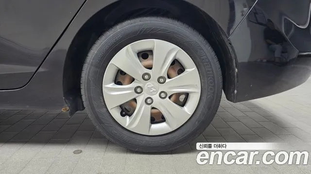Hyundai Elantra 2014 thumb 4